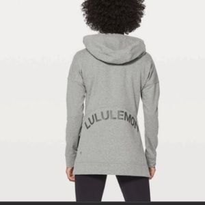 Lululemon cut above expression hoodie NWT size 2